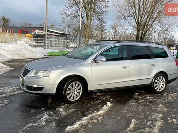 Авто Volkswagen Passat 2010 № 8528383