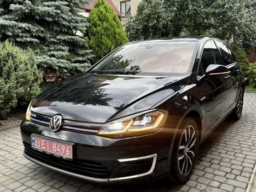 Авто Volkswagen E-Golf 2020 № 8528589
