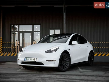 Авто Tesla Model Y 2023 № 8528655