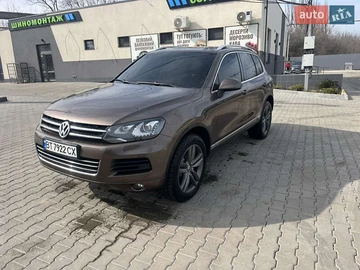 Авто Volkswagen Touareg 2012 № 8528662