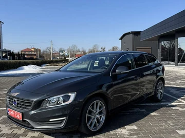 Авто Volvo V60 2014 № 8528852