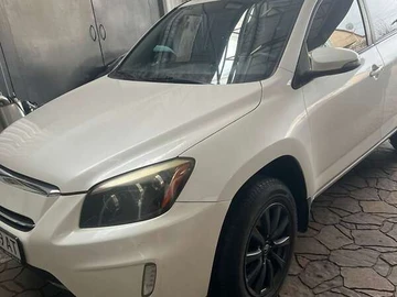 Авто Toyota Rav4 Ev 2013 № 8529039