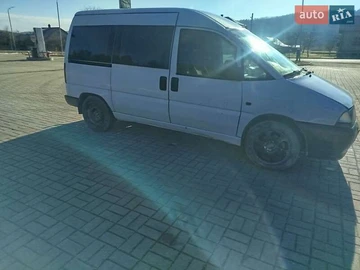 Авто Citroen Jumpy 2000 № 8529312