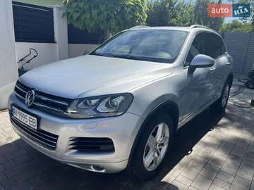 Авто Volkswagen Touareg 2014 № 8529457
