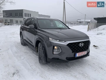 Авто Hyundai Santa Fe 2018 № 8529458