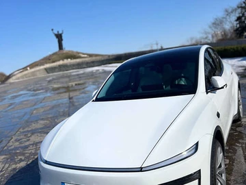 Авто Tesla Model Y 2025 № 8529479