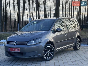 Авто Volkswagen Touran 2011 № 8529520