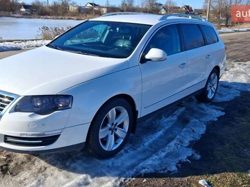Авто Volkswagen Passat 2010 № 8529718