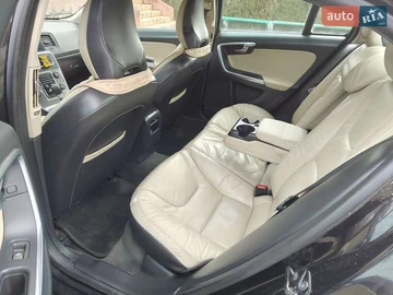 Авто Volvo S60 2010 № 8529730
