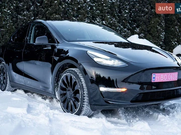Авто Tesla Model Y 2023 № 8529774