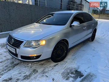 Авто Volkswagen Passat 2005 № 8529954