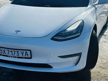 Авто Tesla Model 3 2019 № 8530038