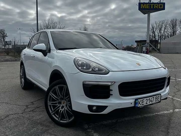 Авто Porsche Cayenne 2017 № 8530184