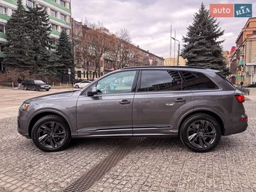 Авто Audi Q7 2020 № 8530485