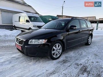 Авто Volvo V50 2012 № 8530667