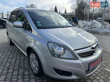 Авто Opel Zafira 2010 № 8531260
