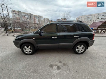 Авто Hyundai Tucson 2008 № 8531392