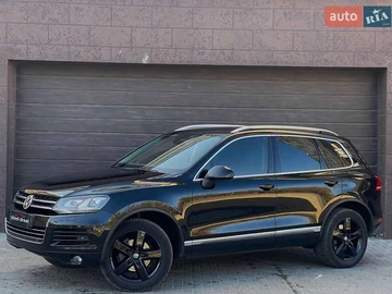 Авто Volkswagen Touareg 2012 № 8531803