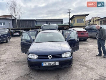 Авто Volkswagen Golf 1999 № 8532130