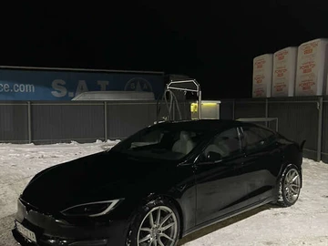 Авто Tesla Model S 2022 № 8532345