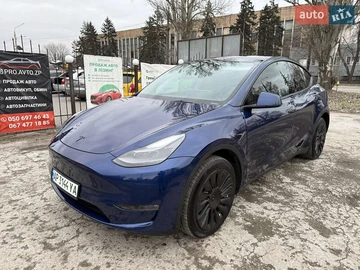 Авто Tesla Model Y 2023 № 8532700