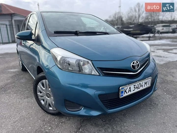Авто Toyota Yaris 2013 № 8532856