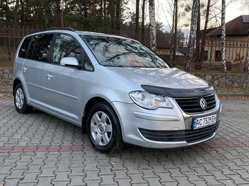 Авто Volkswagen Touran 2007 № 8533068