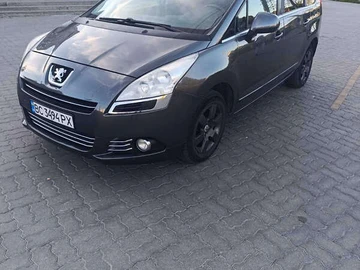 Авто Peugeot 5008 2011 № 8533076
