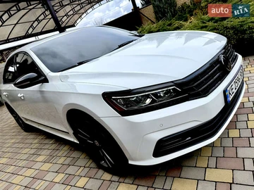 Авто Volkswagen Passat 2017 № 8533240