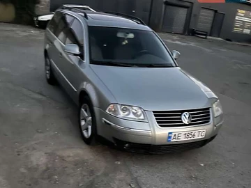 Авто Volkswagen Passat 2003 № 8533310