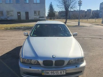 Авто BMW 5 Series 2002 № 8533335