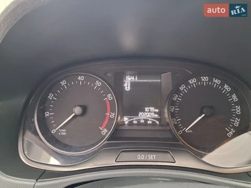 Авто Skoda Fabia 2016 № 8533347