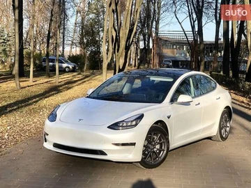 Авто Tesla Model 3 2019 № 8533427