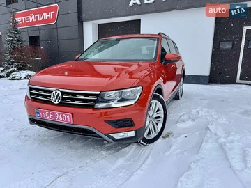 Авто Volkswagen Tiguan 2019 № 8533446