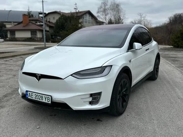 Авто Tesla Model X 2018 № 8533473