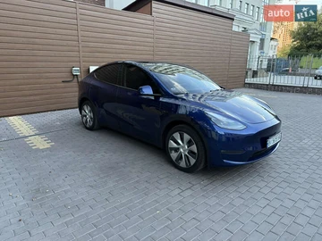 Авто Tesla Model Y 2023 № 8533652