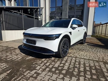Авто  7X 2025 № 8533666