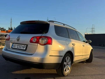Авто Volkswagen Passat 2009 № 8533744
