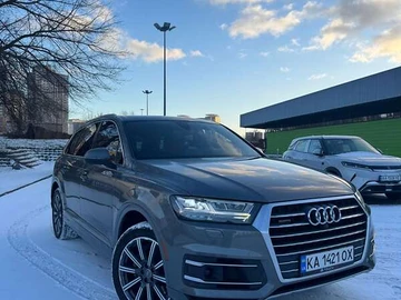 Авто Audi Q7 2017 № 8534115
