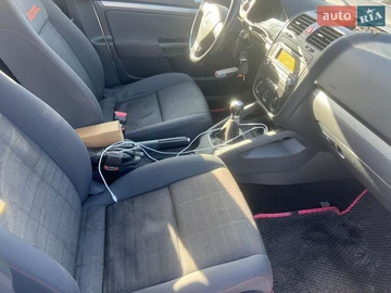 Авто Volkswagen Golf 2006 № 8534204