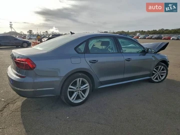 Авто Volkswagen Passat 2018 № 8534253