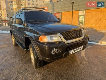Авто Mitsubishi Pajero 2000 № 8534447