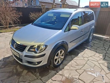 Авто Volkswagen Cross Touran 2008 № 8534465