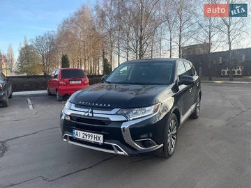 Авто Mitsubishi Outlander 2019 № 8534527