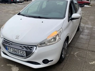 Авто Peugeot 208 2012 № 8535159