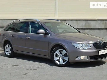 Авто Skoda Superb 2011 № 8535418