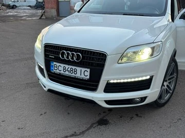 Авто Audi Q7 2008 № 8535595