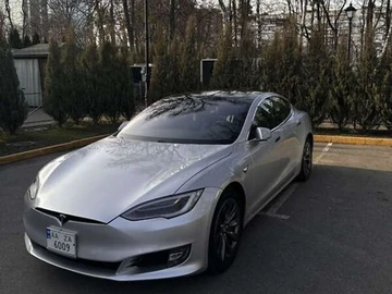 Авто Tesla Model S 2018 № 8535644