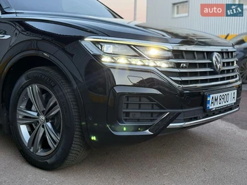Авто Volkswagen Touareg 2019 № 8535862