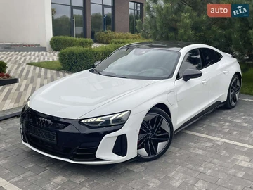 Авто Audi Rs E-Tron Gt 2021 № 8535884